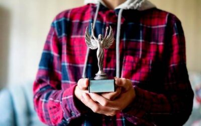 Myśliwskie trofea z klasą – dlaczego personalizowane statuetki stają się hitem?