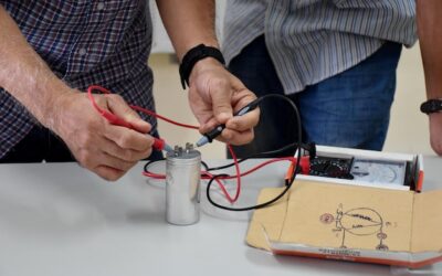 Jak bezpiecznie prowadzić instalację elektryczną w domu?