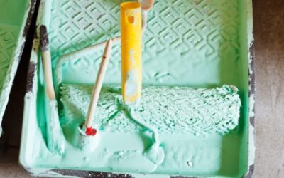 Jaką farbą malować tynk silikonowy?