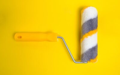 Wałek czy pędzel – co wybrać do malowania ścian?