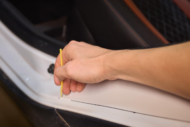 Ile kosztuje pomalowanie jednego elementu samochodu w profesjonalnym warsztacie?