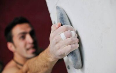Jak skutecznie uszczelnić dziurę w ścianie domowymi sposobami?