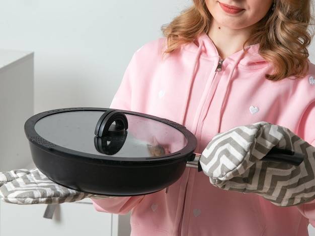 Jakie garnki sprawdzą się na płycie indukcyjnej?